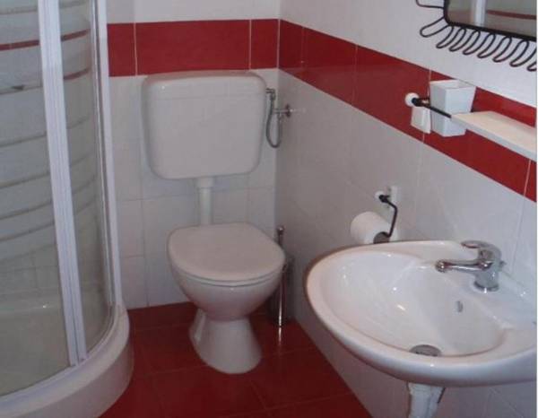 Apartments Biserka - 50 m from beach