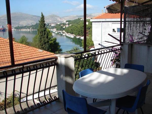 Apartment Bepoto - with terrace