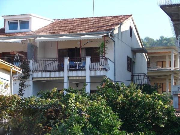 Apartment Bepoto - with terrace