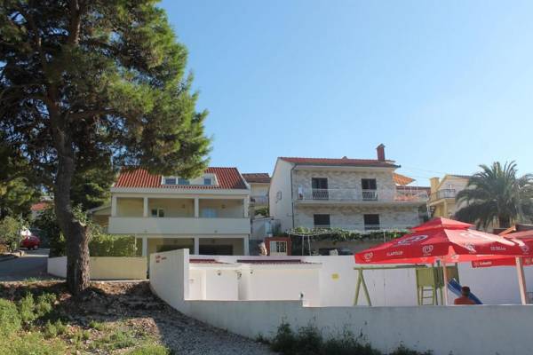 Apartment Bela1- close to the beach