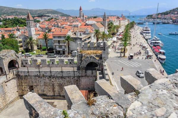 Apartment Roko Trogir