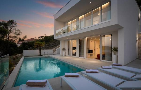 Villa Adria View with Heated Pool I