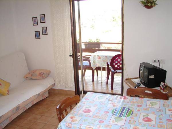 Apartments Petri - close to the sea