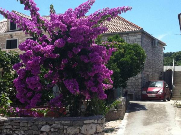 Apartment Siniša - 300 m from beach