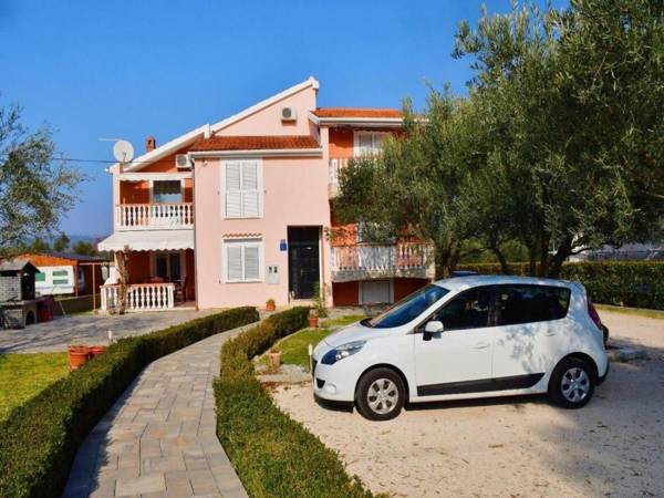 Apartments Darko - 30 m from beach