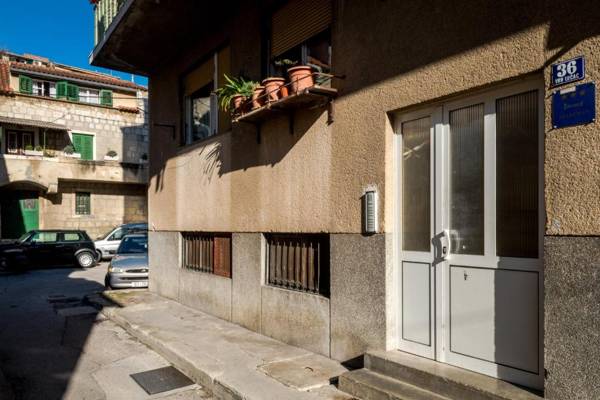 Apartment Kokolo with sea view