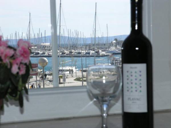 Studio Apartments Sv. Duje