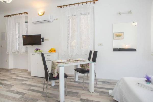 Old Square view apartment