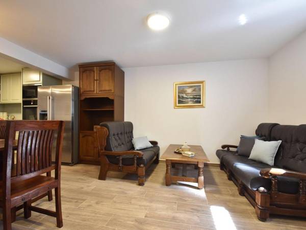 Spacious and comfortable apartment 3 km outside the historical centre of Split