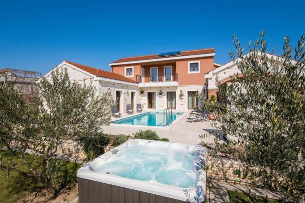 Villa Mediterranean Paradise