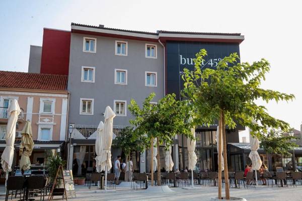 Boutique Hotel Bura 45N