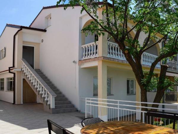 Warm Holiday Home in Senj Lika- Karlovac with Terrace