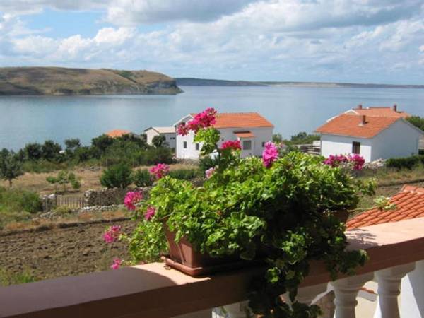 Apartments Adria - beautiful garden