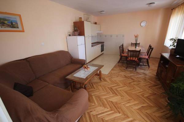 Apartments Njaco
