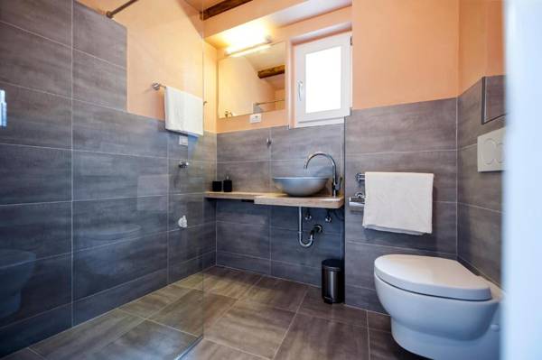 Apartment and Studio CA’ 3 VIE