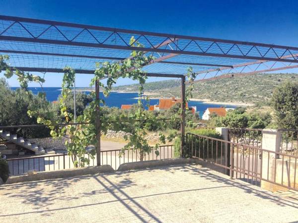 Apartments Vinx - grill and terrace