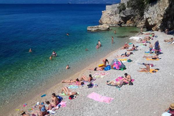 Apartments with WiFi Rijeka - 18659