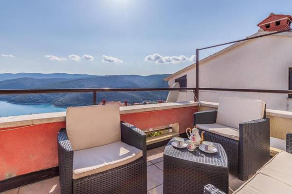 Apartment Milica with sea view