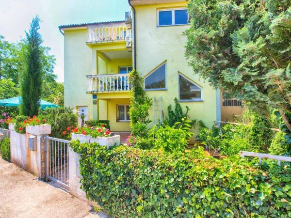 Apartments Milica 56