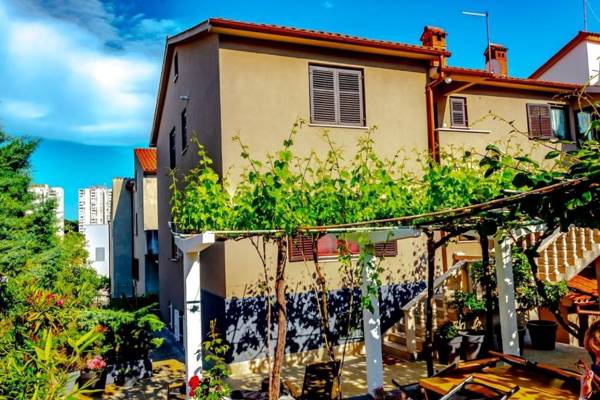 Comfort and affordable apartments Slavica