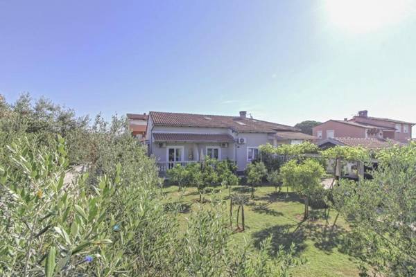 Ane in Pula - Istrien