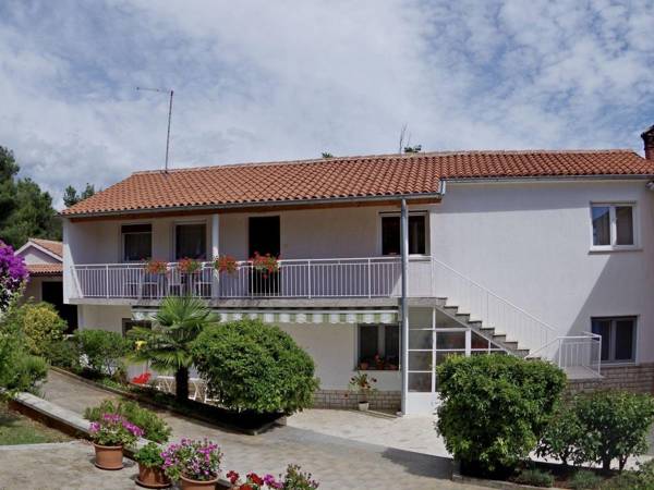 Apartment nearby the beach and the historical center of Pula.