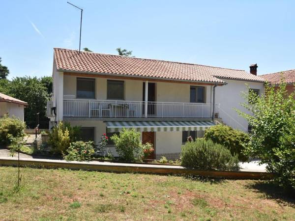 Apartment nearby the beach and the historical center of Pula.