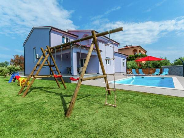 Comfortable villa in Pula with private swimming pool