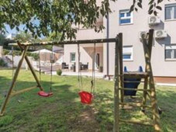 Impressive Apartment with Terrace in Pula Croatia