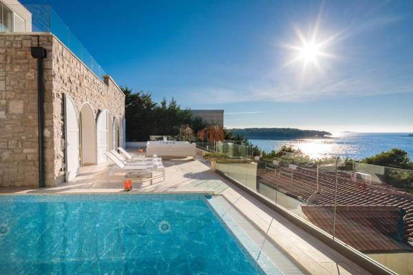 Luxury Seafront Villa Primosten Glamour with private pool sauna and gym at the beach in Primosten