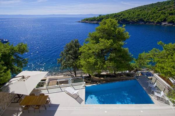 Luxury Seafront Villa My Dream with private pool jacuzzi and staff at the beach on Brac island - Sumartin