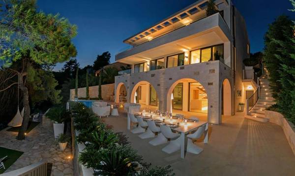 Luxury Beachfront Villa Silvery Moon with private pool jacuzzi sauna and gym on Brac island - Sumartin