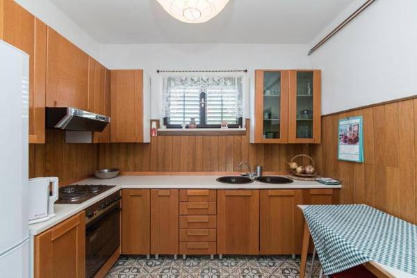 Apartment Damir - free parking