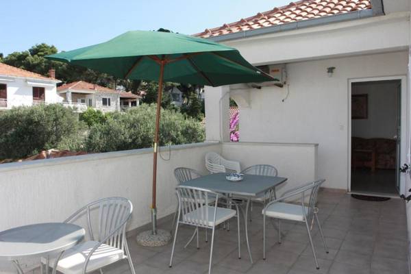 Apartment Vinko - 50m from beach