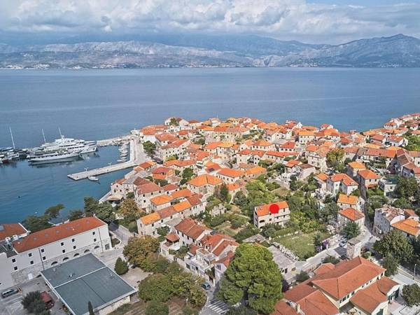 Studio apartment for 2 in center