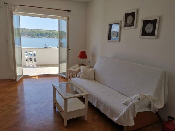 Apartment Školj