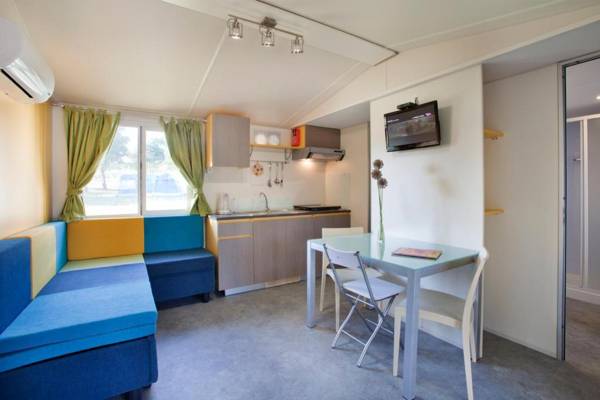 Camping Adria Mobile Homes Lanterna