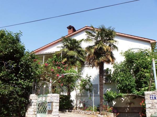 The apartment with air conditioned (for 1-5 people) in the quiet part of Porec