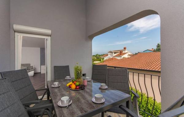 Silver Holiday House