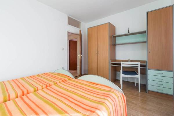 Apartment Paola for max 7 Pax with 3 bedrooms large garden and spacious balconies overlooking the sea