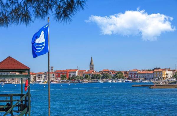 Apartment Mariza A4 plus 2 beds beach area of Porec