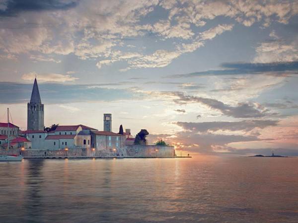 Nice apartment near Porec for 4 persons with balcony and air conditioning