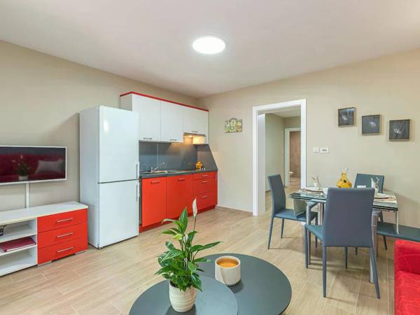 Apartment with shared pool terrace A/C and wifi  800 m from the beach