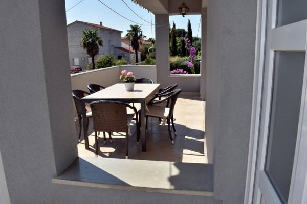 Pool Apartment Bakija