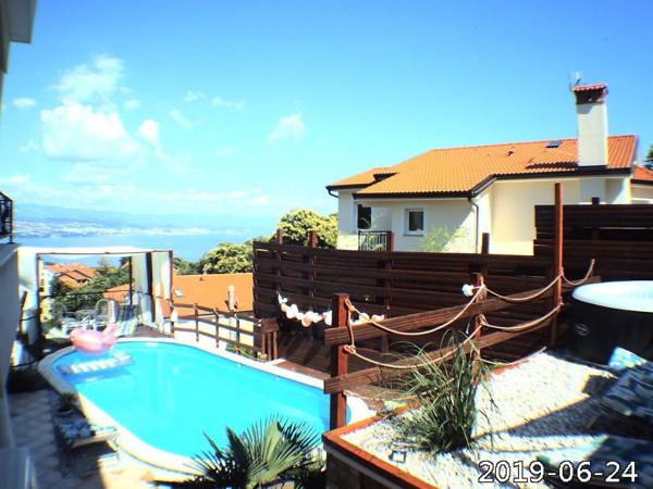 Beautiful Unique Villa Emily