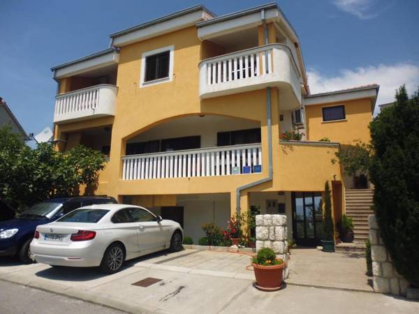 Apartments Jadranka Povile