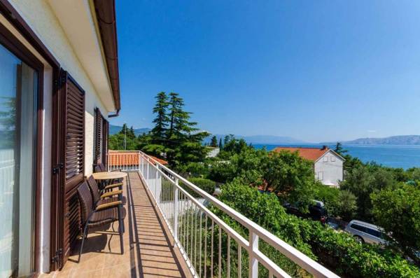 Apartment in Novi Vinodolski 39131