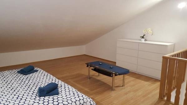 Slavko modern furnished penthouse for 8