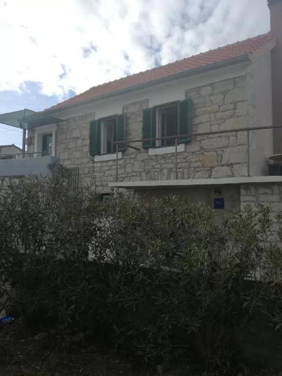 Apartment Kova - 10 m from sea