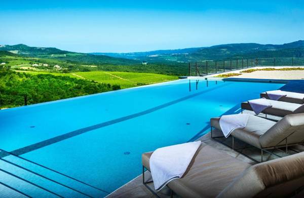 Winery & Design hotel ROXANICH